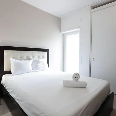 Lisbon South 아파트 알마다